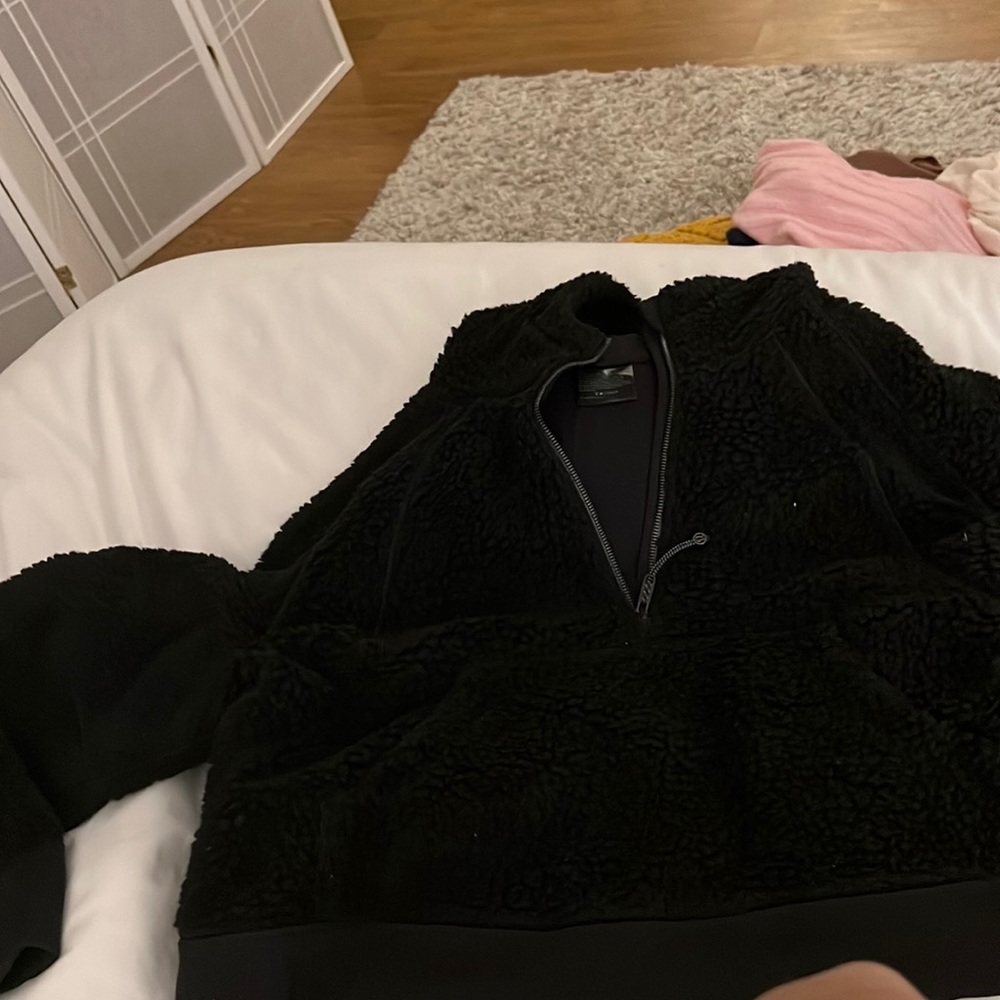 Black lululemon sherpa scuba size XL/XXL